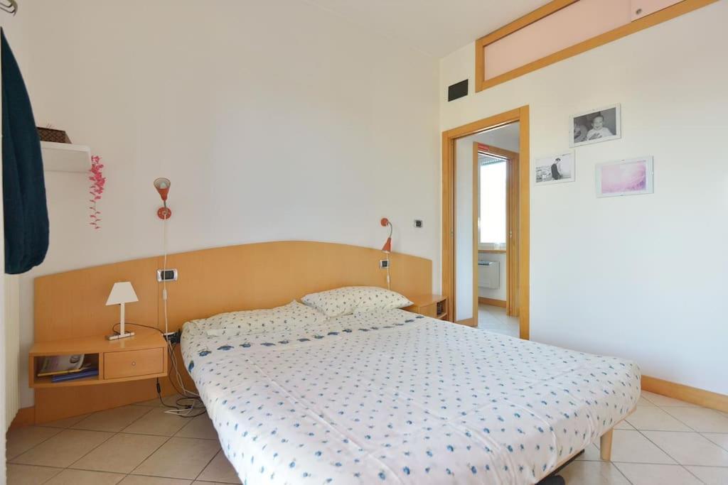Super Sunny Penthouse With Terrace Apartment Rome Exterior photo